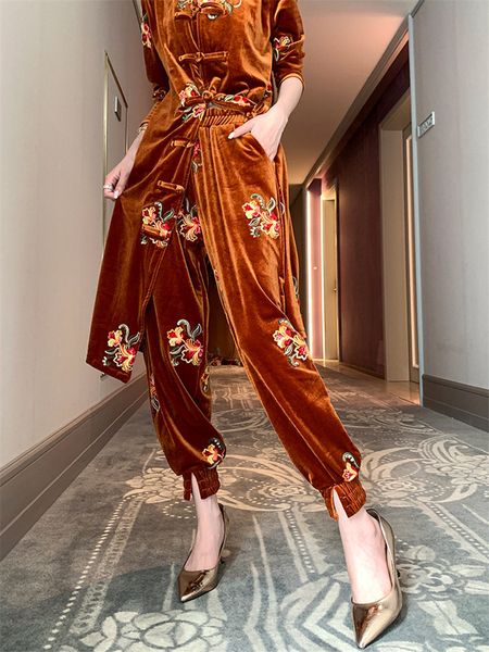 jean pants 2021-spring fashion feminine retro chinese style velvet embroidered print nine stitches casual y1003 8toc, Blue
jean pants 2021-spring fashion feminine retro chinese style velvet embroidered print nine stitches casual y1003 8toc, Blue