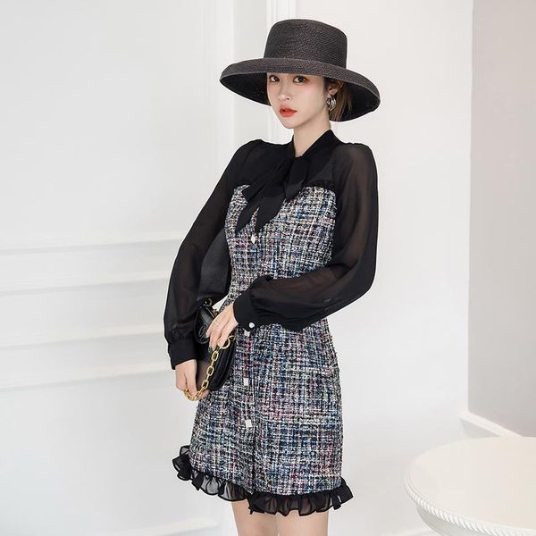 autumn chiffon patchwork tweed dress for women bow collar long sleeve plaid single breasted elegant mini vestidos casual dresses, Black;gray
autumn chiffon patchwork tweed dress for women bow collar long sleeve plaid single breasted elegant mini vestidos casual dresses, Black;gray
