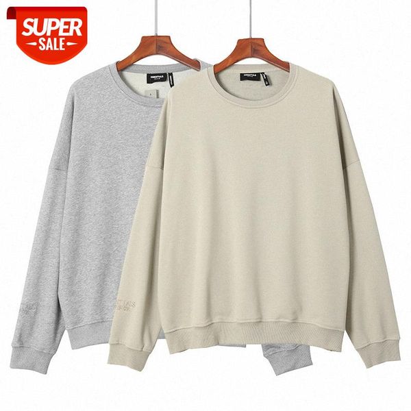 streetwear men fog essentials double line high street 3m reflective embroidered letters men's and women's round neck sweatshirt #j, White;black
streetwear men fog essentials double line high street 3m reflective embroidered letters men's and women's round neck sweatshirt #j, White;black