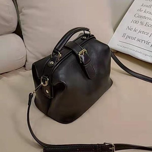 cross body vantage solid color women shoulder bag casual pu leather handbag and purses lady crossbody bags for 2021 clutch purse tote
cross body vantage solid color women shoulder bag casual pu leather handbag and purses lady crossbody bags for 2021 clutch purse tote