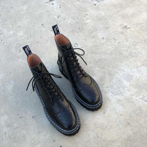 boots 2021 trend genuine leather women hollow out flowers brogues platform street motorcycle riding botas mujer, Black
boots 2021 trend genuine leather women hollow out flowers brogues platform street motorcycle riding botas mujer, Black