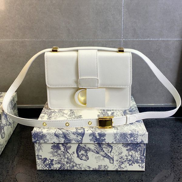 70% off luxury handbag enamel 30 montaigne series box bag fashionable one shoulder messenger bag l1g0 1iyl
70% off luxury handbag enamel 30 montaigne series box bag fashionable one shoulder messenger bag l1g0 1iyl