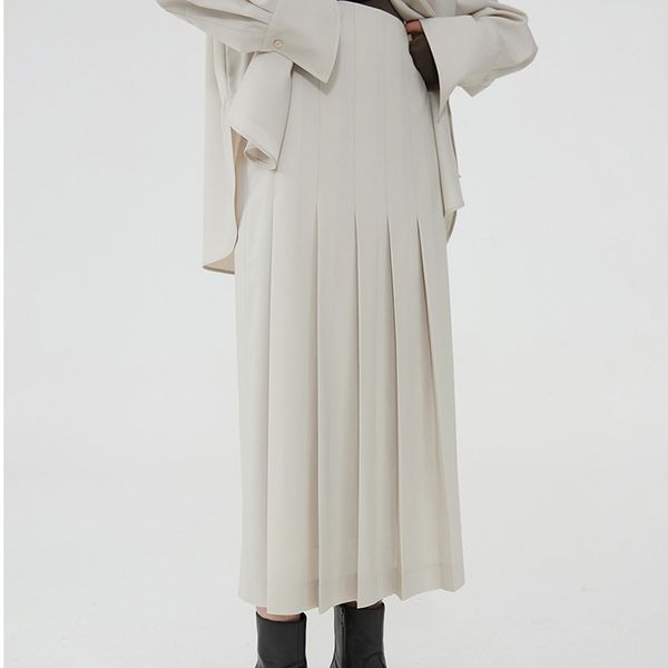 autumn day single outside splicing half sleeve skin color solid pleated skirt temperament commuter long, Black
autumn day single outside splicing half sleeve skin color solid pleated skirt temperament commuter long, Black