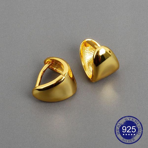 stud gothic 925 sterling silver earrings fashion jewelry 2021 luxury korean triangle gold plated wholesale, Golden;silver
stud gothic 925 sterling silver earrings fashion jewelry 2021 luxury korean triangle gold plated wholesale, Golden;silver