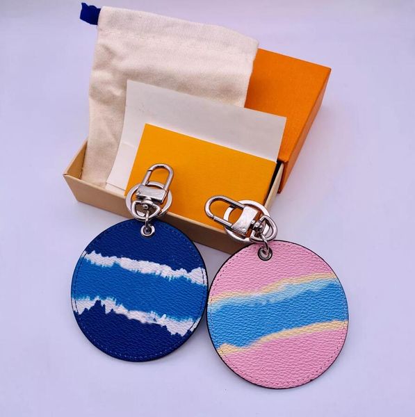 2021 christmas gift keys chain car key ring keychain bag charm leather accessories keychains designer, Silver
2021 christmas gift keys chain car key ring keychain bag charm leather accessories keychains designer, Silver