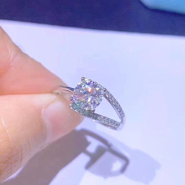 cluster rings 925 sterling silver ring micro-inlaid simulation diamond princess female charm jewelry gift, Golden;silver
cluster rings 925 sterling silver ring micro-inlaid simulation diamond princess female charm jewelry gift, Golden;silver
