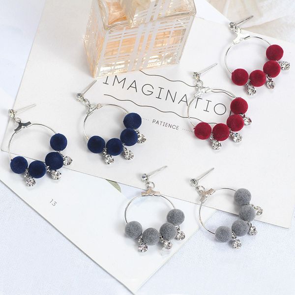 korean version simple versatile hair ball diamond ball geometric earrings fashion jewelry, Silver
korean version simple versatile hair ball diamond ball geometric earrings fashion jewelry, Silver
