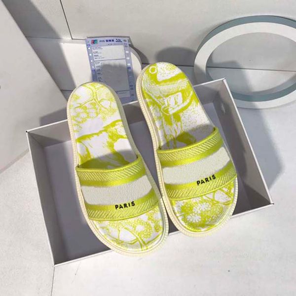 slipper for woman cross slippers dupe woody retro letter sandals black white red loafers leather flops flat summer outdoor beach with box 01
slipper for woman cross slippers dupe woody retro letter sandals black white red loafers leather flops flat summer outdoor beach with box 01