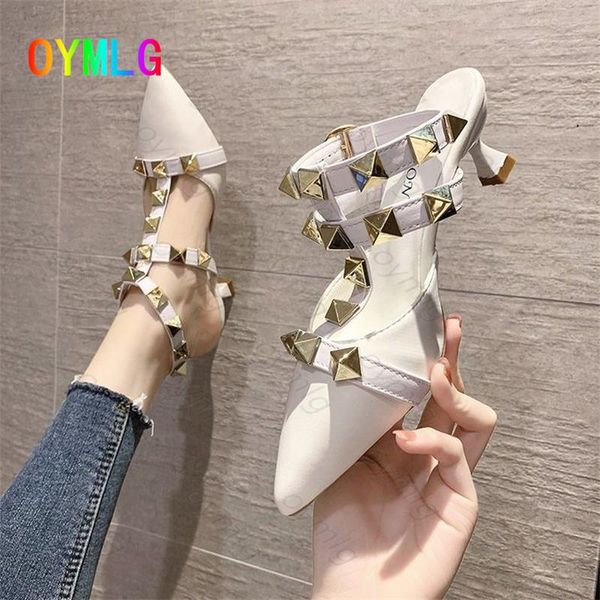 sandals size35-43 large size women's shoes fashion pointed rivet stiletto female fairy style women, Black
sandals size35-43 large size women's shoes fashion pointed rivet stiletto female fairy style women, Black