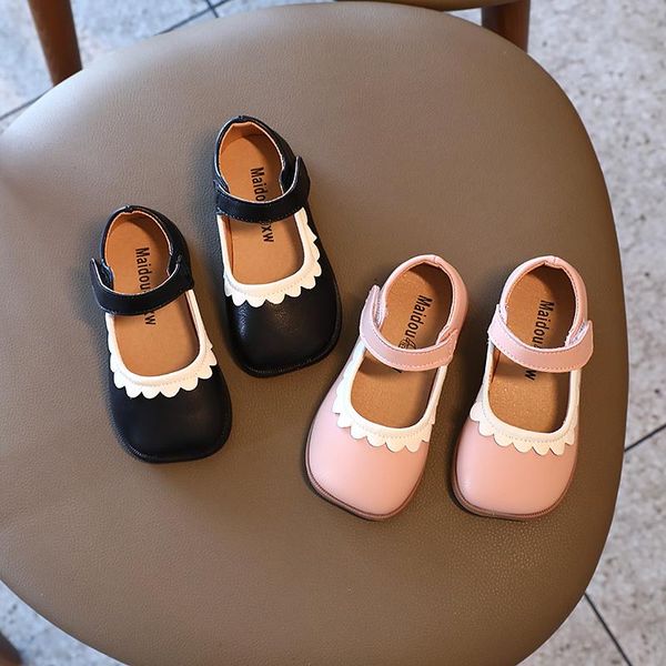 flat shoes fashion square toe princess girls light weight comfortable soft sole leather flats kids all match t21n08ls-16, Black;grey
flat shoes fashion square toe princess girls light weight comfortable soft sole leather flats kids all match t21n08ls-16, Black;grey