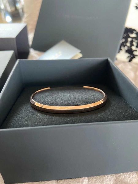 bangle classic open fashion ladies stainless steel bracelet trend personality simple jewelry gift for friends, Black
bangle classic open fashion ladies stainless steel bracelet trend personality simple jewelry gift for friends, Black