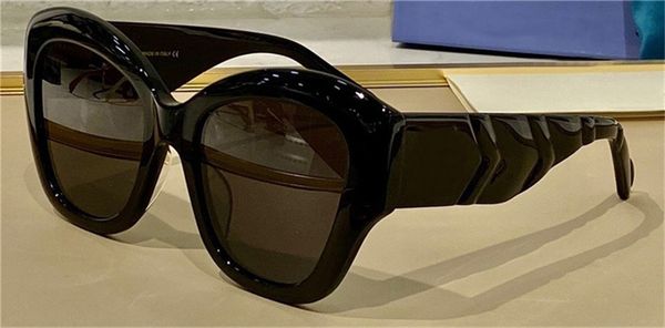 new product popular design sunglasses 0808 charming cat eye color big frame special design temples woman fashion style quality, White;black
new product popular design sunglasses 0808 charming cat eye color big frame special design temples woman fashion style quality, White;black