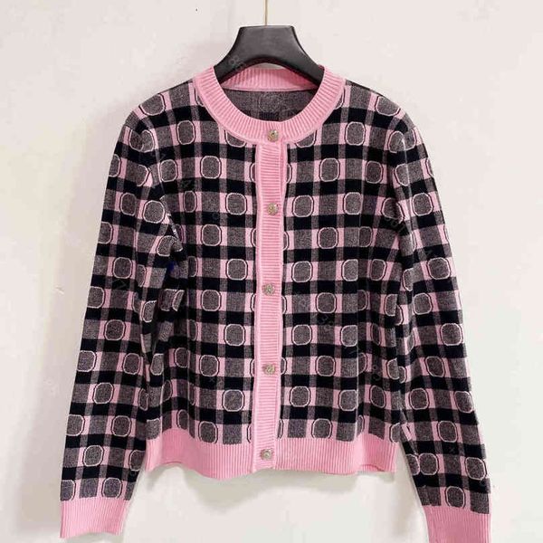 21ss fashion hoodie jacket women winter wool knit cc brand girls long-sleeved short sweater coat jacquard elastic designer clothes, Black;brown
21ss fashion hoodie jacket women winter wool knit cc brand girls long-sleeved short sweater coat jacquard elastic designer clothes, Black;brown
