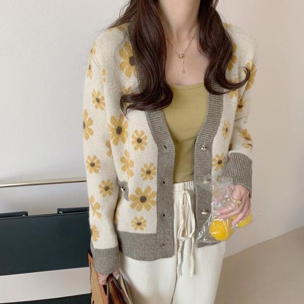 women's knits & tees flowers sweater spring and autumn 2021 v-neck long-sleeve knitting female single-breasted jacket coat 111246, White
women's knits & tees flowers sweater spring and autumn 2021 v-neck long-sleeve knitting female single-breasted jacket coat 111246, White