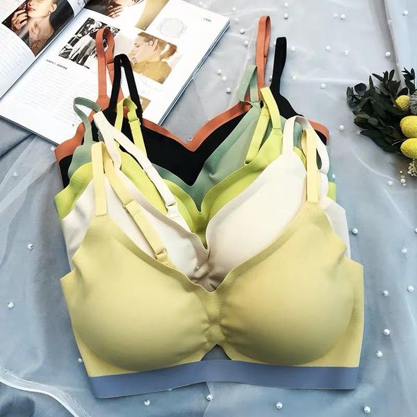 color contrast latex underwear for women gradient jelly strap anti-skipping bra no steel rims beautiful back bouncy sport bh bras, Red;black
color contrast latex underwear for women gradient jelly strap anti-skipping bra no steel rims beautiful back bouncy sport bh bras, Red;black