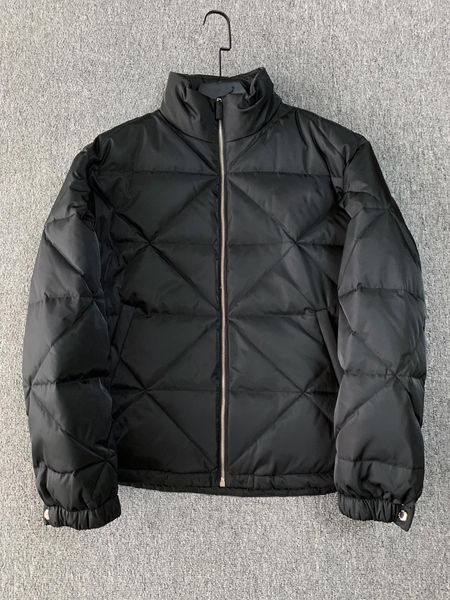 2021 new winter warm white goose down jacket coat men women geometric argyle stitches solid zipper oversized loose casual jackets, Black;brown
2021 new winter warm white goose down jacket coat men women geometric argyle stitches solid zipper oversized loose casual jackets, Black;brown