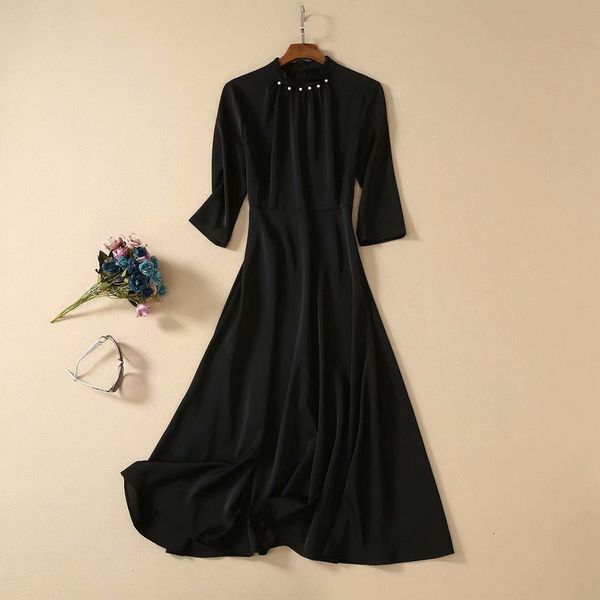 capris high end fashion long 2021 spring style women hand made beading deco large swing black red elegant maxi female, Black;gray
capris high end fashion long 2021 spring style women hand made beading deco large swing black red elegant maxi female, Black;gray