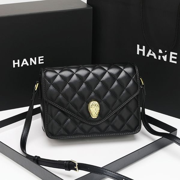 bag women 2021 fashion women's snakehead texture versatile one shoulder messenger chain
bag women 2021 fashion women's snakehead texture versatile one shoulder messenger chain
