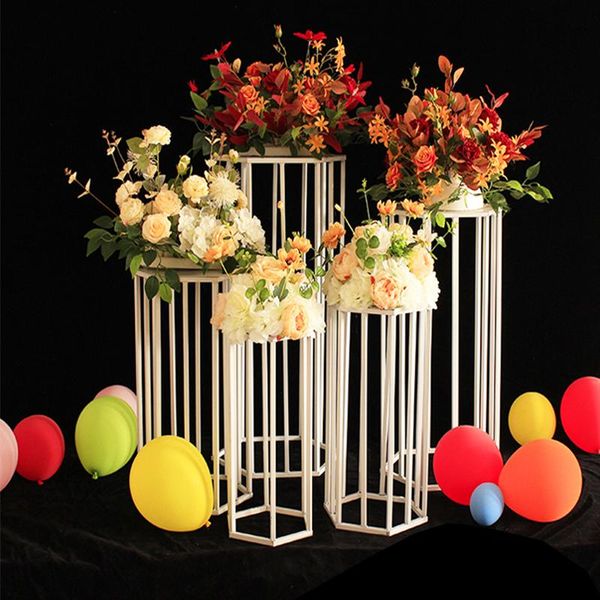 5pcs/lot wrought iron road lead wedding dessert table cake stand set pan european tools other bakeware
5pcs/lot wrought iron road lead wedding dessert table cake stand set pan european tools other bakeware