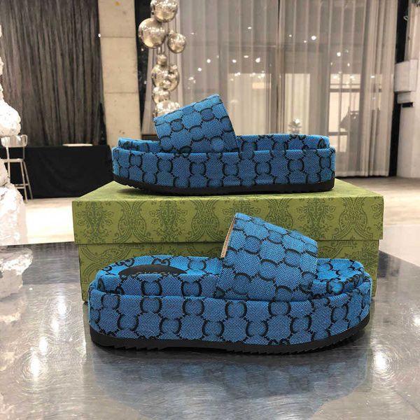 2022 fashion womens slippers designer luxury high heels flip flops shoes embroidered platform rubber sandal leather shoal casual shoes 35-42, Black
2022 fashion womens slippers designer luxury high heels flip flops shoes embroidered platform rubber sandal leather shoal casual shoes 35-42, Black