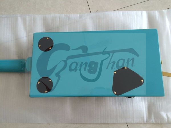 vintage rare g5810 bo diddley blue green square electric guitar cream binding bigs tremolo tailpiece, gold pickguard, korean imperial tuners
vintage rare g5810 bo diddley blue green square electric guitar cream binding bigs tremolo tailpiece, gold pickguard, korean imperial tuners
