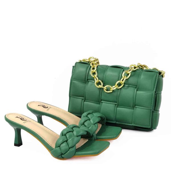 green woven large lattice pillow bag tofu oblique cross with korean fashion thin heel high-heeled sandals, Black
green woven large lattice pillow bag tofu oblique cross with korean fashion thin heel high-heeled sandals, Black