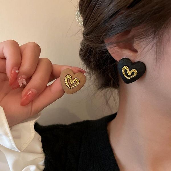 stud south korea's retro love earrings temperament simple fashion wild personality niche, Golden;silver
stud south korea's retro love earrings temperament simple fashion wild personality niche, Golden;silver