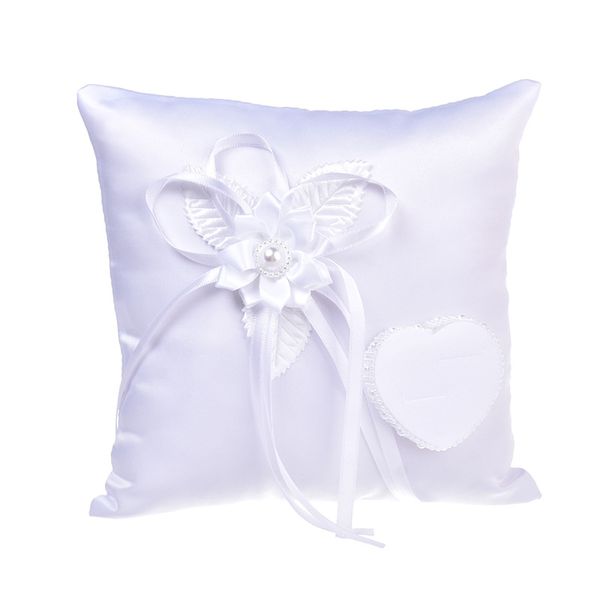 white wedding ring pillow heart-shaped holding floral satin cushion party suppliers decoration
white wedding ring pillow heart-shaped holding floral satin cushion party suppliers decoration