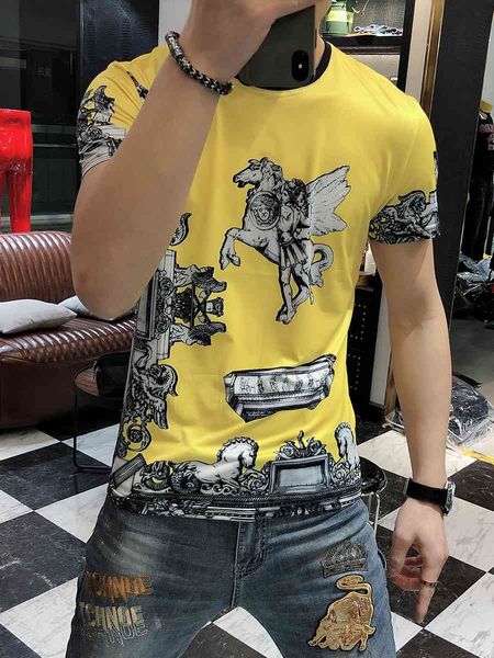 tee men's short sleeves ice in form of a yellow copy shirt for the trend 2021, White;black
tee men's short sleeves ice in form of a yellow copy shirt for the trend 2021, White;black