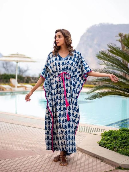 women's swimwear drawstring oversized long summer cotton beach cover up bohemian holiday tunic maxi es pareos 2021 uwxl, White;black
women's swimwear drawstring oversized long summer cotton beach cover up bohemian holiday tunic maxi es pareos 2021 uwxl, White;black
