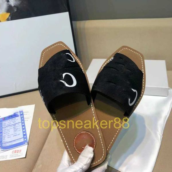 women slippers fahsion black white ladies slides shoes red be pink brown green flip flops loafers
women slippers fahsion black white ladies slides shoes red be pink brown green flip flops loafers