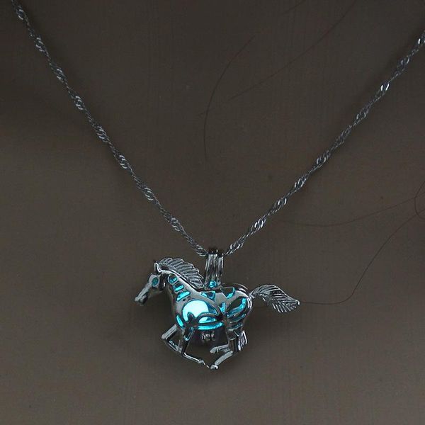design creative horse luminous alloy pendant necklace silver water waves chain hollow necklaces women simple casual jewelry chains
design creative horse luminous alloy pendant necklace silver water waves chain hollow necklaces women simple casual jewelry chains