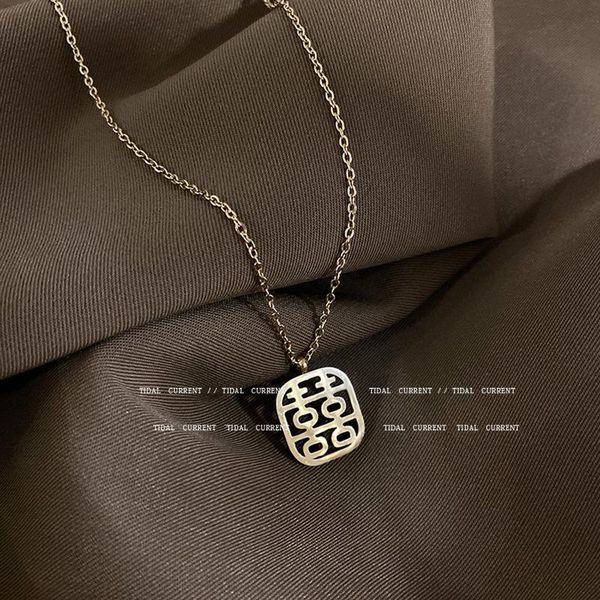 pendant necklaces titanium steel necklace female gold plated hollow lucky chinese square trendy fashion neck ring clavicle chain jewelry, Silver
pendant necklaces titanium steel necklace female gold plated hollow lucky chinese square trendy fashion neck ring clavicle chain jewelry, Silver