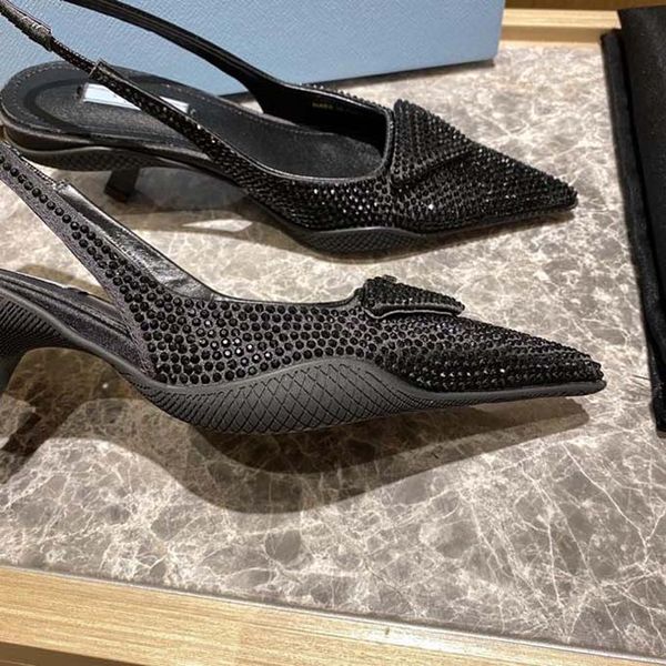 fashion women sandals slides summer real leather platform low heel shiny sandal shoes ladies beach shoes dress shoe by shoe02 03, Black
fashion women sandals slides summer real leather platform low heel shiny sandal shoes ladies beach shoes dress shoe by shoe02 03, Black