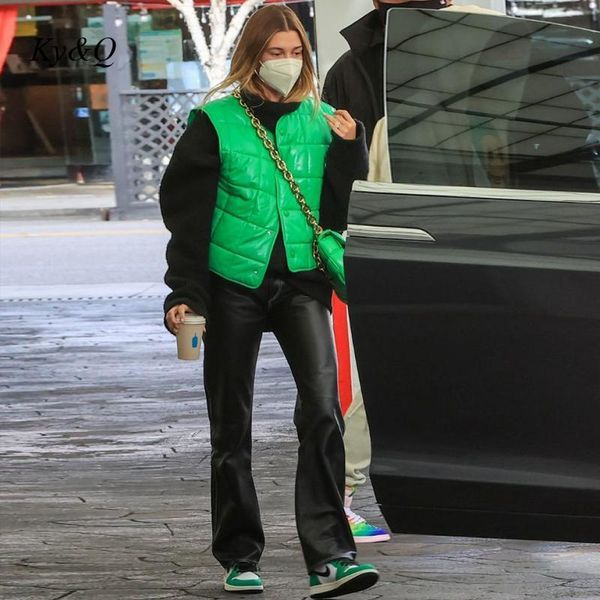women's vests 2021 early autumn green pu leather checkered embossed waistcoat woman versatile fashion casual ins o neck vest sleeveless, Black;white
women's vests 2021 early autumn green pu leather checkered embossed waistcoat woman versatile fashion casual ins o neck vest sleeveless, Black;white