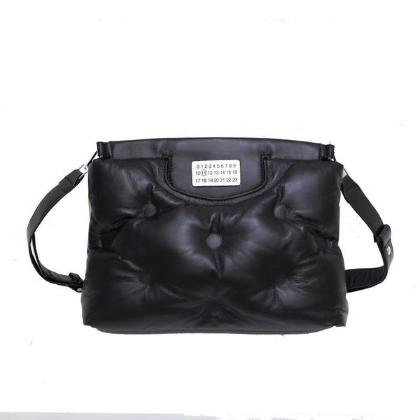 autumn and winter 2021 online red korean cloud space pillow bag down fashion portable shoulder net women's backpack
autumn and winter 2021 online red korean cloud space pillow bag down fashion portable shoulder net women's backpack