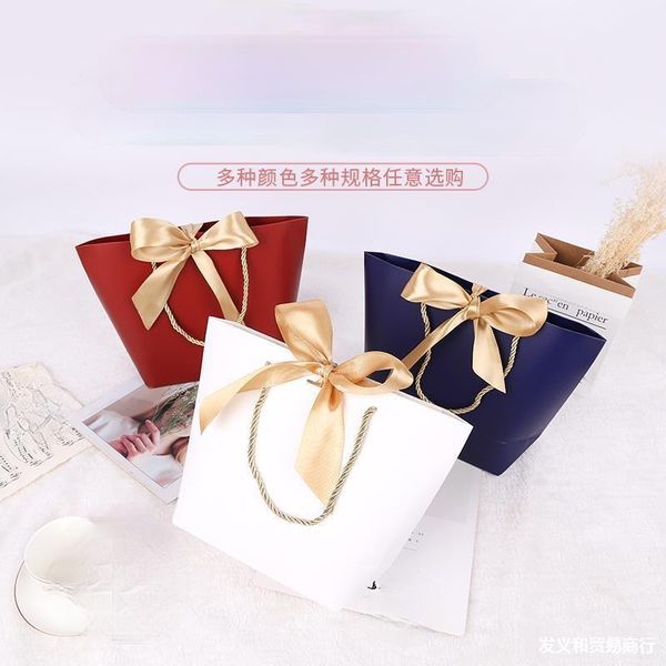 gift wrap wedding bag large box packaging bag/pajamas clothes golden handle paper
gift wrap wedding bag large box packaging bag/pajamas clothes golden handle paper
