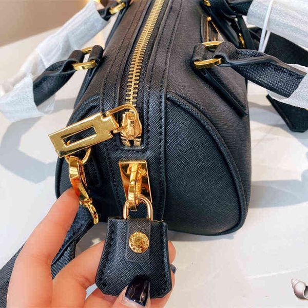 evening bags handbag cross body designer crossbody bag handbags leather high-capacity party shopping business occasions 4 colors with 27au
evening bags handbag cross body designer crossbody bag handbags leather high-capacity party shopping business occasions 4 colors with 27au