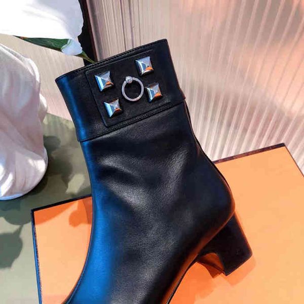 quality boots high-end handmade leather fashion western motorcycle rider autumn and winter short martin thick heel women's shoes, Black
quality boots high-end handmade leather fashion western motorcycle rider autumn and winter short martin thick heel women's shoes, Black