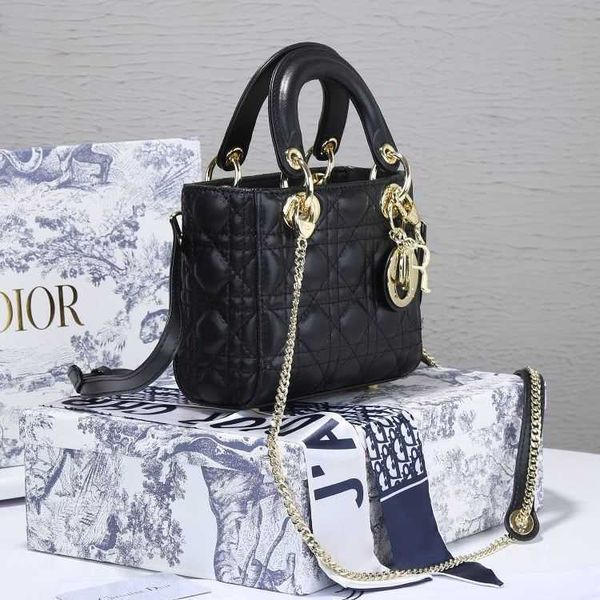 2021 new fashion trend bag cowhide xiaoxiangfeng portable lingge broadband single shoulder messenger bag handbag zly
2021 new fashion trend bag cowhide xiaoxiangfeng portable lingge broadband single shoulder messenger bag handbag zly