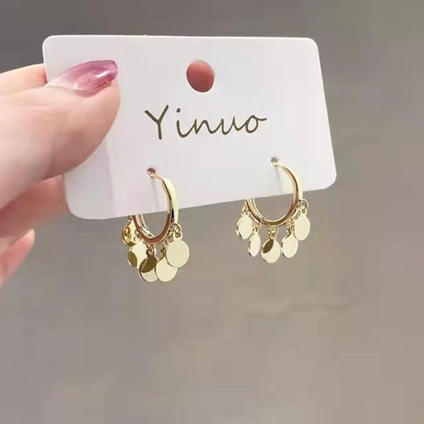 dangle & chandelier vintage small round wafer tassel clip on earrings metal short hoop golden female fashion personality jewelry, Silver
dangle & chandelier vintage small round wafer tassel clip on earrings metal short hoop golden female fashion personality jewelry, Silver