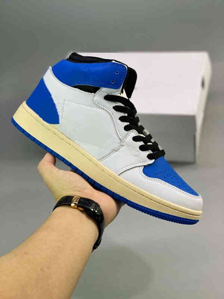 1 high og game royal banned shadow bred toe nrg unc white men 1s basketball shoes shattered backboard chaussures medal trainers sneakers{cat
1 high og game royal banned shadow bred toe nrg unc white men 1s basketball shoes shattered backboard chaussures medal trainers sneakers{cat
