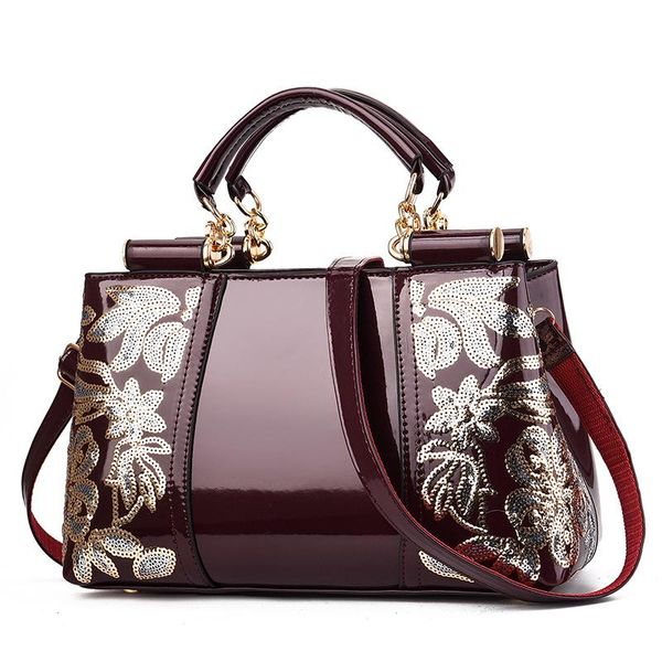 cross body 2021 embroidery women bag leather purses and handbags luxury shoulder bags crossbody female for sac a main femme
cross body 2021 embroidery women bag leather purses and handbags luxury shoulder bags crossbody female for sac a main femme