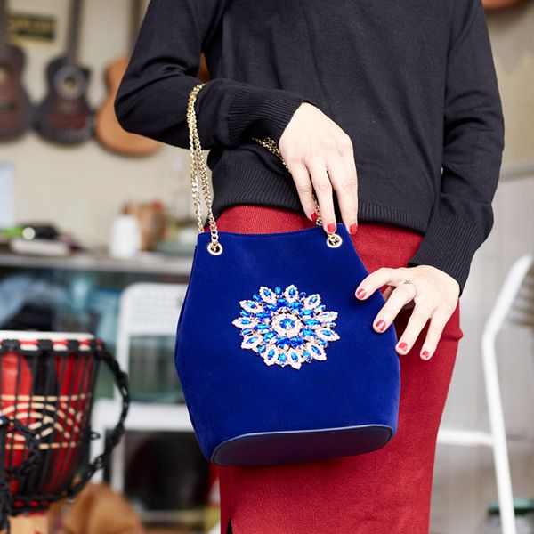 evening bag fashion women's large capacity bucket chain single shoulder slant span water
evening bag fashion women's large capacity bucket chain single shoulder slant span water