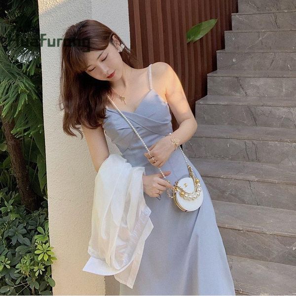 casual dresses 2021 summer women's v-neck spaghetti straps dress light blue fashion beach wearing natural waist solid color, Black;gray
casual dresses 2021 summer women's v-neck spaghetti straps dress light blue fashion beach wearing natural waist solid color, Black;gray