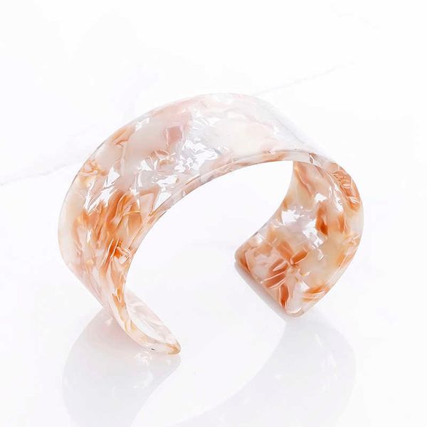 fashion tortoiseshell cuff acrylic wide bangles bracelet for women vintage resin leopard round trendy wedding jewelry one piece q0719, Black
fashion tortoiseshell cuff acrylic wide bangles bracelet for women vintage resin leopard round trendy wedding jewelry one piece q0719, Black