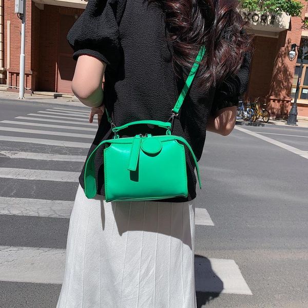 evening bags women 2021 candy color small square bag portable fashion shoulder luxury designer messenger
evening bags women 2021 candy color small square bag portable fashion shoulder luxury designer messenger