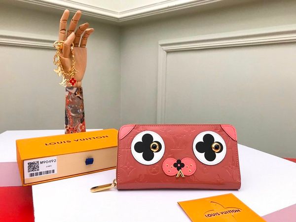 purse brand designer luxury m69737 card patent leather wallet holders leather compact key long wallets cases chain wallet pouches, Black;red
purse brand designer luxury m69737 card patent leather wallet holders leather compact key long wallets cases chain wallet pouches, Black;red
