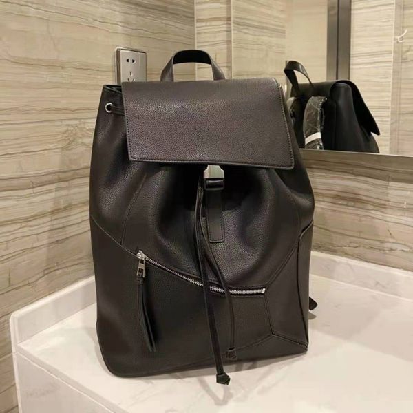 wholesale vel fashion backpack 2021 light leather mountaineering bag large capacity versatile simple leisure backpack luxuryss designerss yw
wholesale vel fashion backpack 2021 light leather mountaineering bag large capacity versatile simple leisure backpack luxuryss designerss yw