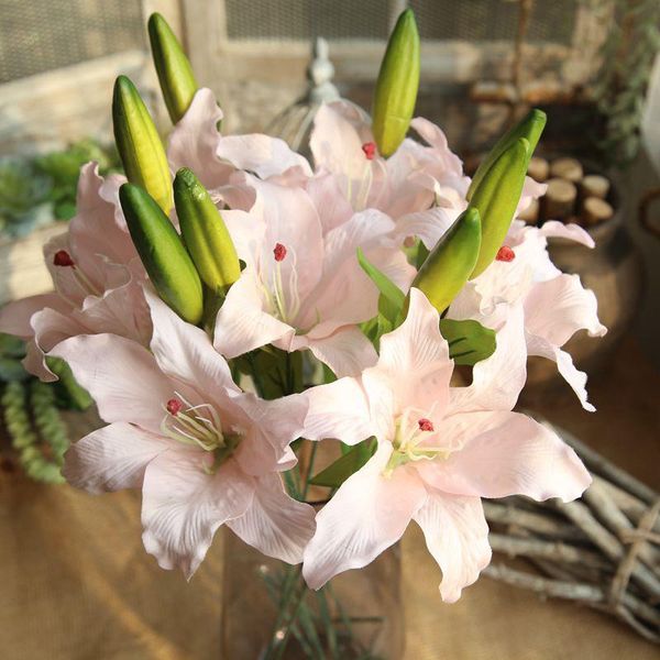 5pcs artificial silk lilies single branch home wedding party holiday decorations illustrations crafts decorative flowers & wreaths
5pcs artificial silk lilies single branch home wedding party holiday decorations illustrations crafts decorative flowers & wreaths